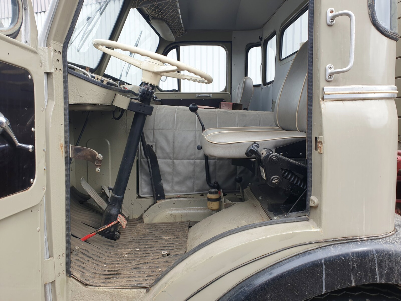 HENSCHEL HS 20 TS 6x4 HENSCHEL HS 20 TS 6x4 - Xe ben: hình 5 HENSCHEL HS 20 TS 6x4 HENSCHEL HS 20 TS 6x4 - Xe ben: hình 5