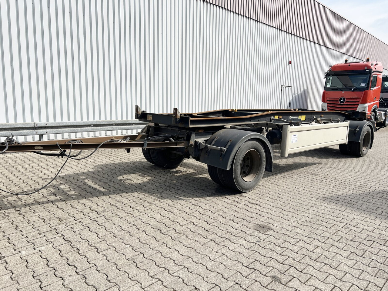 HSA 18.70 L Schlittenabroller HSA 18.70 L Schlittenabroller - Rơ moóc thùng chứa: hình 1 HSA 18.70 L Schlittenabroller HSA 18.70 L Schlittenabroller - Rơ moóc thùng chứa: hình 1