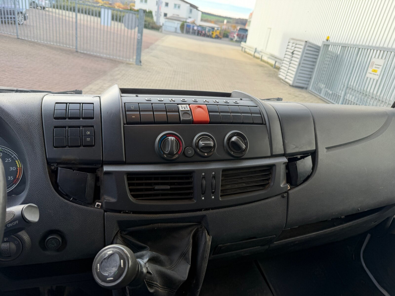 Iveco EuroCargo ML75E16 4x2 EuroCargo ML75E16 4x2, City-Abroller - Xe tải nâng móc: hình 3 Iveco EuroCargo ML75E16 4x2 EuroCargo ML75E16 4x2, City-Abroller - Xe tải nâng móc: hình 3