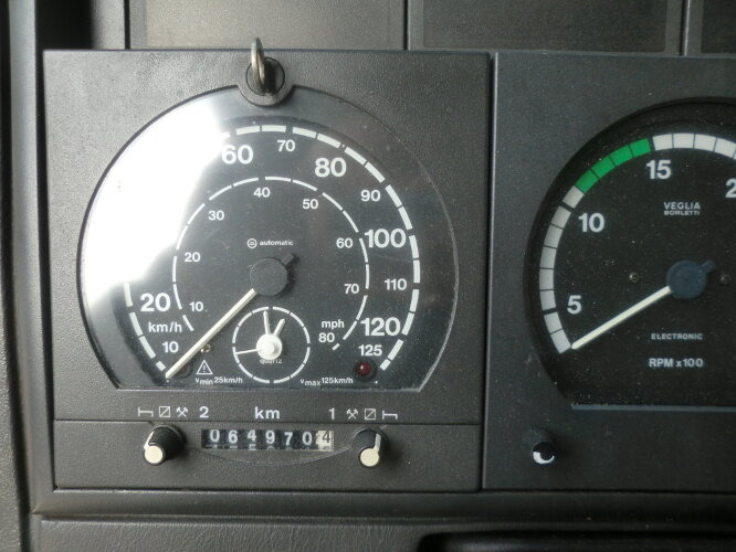 Xe tải hộp Iveco EuroTech 190E40 4x2 Euro Tech 190E40, Möbelkoffer, 49 cbm: hình 11 Xe tải hộp Iveco EuroTech 190E40 4x2 Euro Tech 190E40, Möbelkoffer, 49 cbm: hình 11