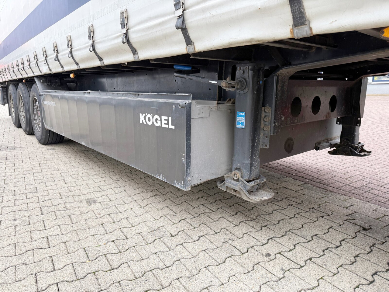 Kögel SN 24-1 SN 24-1, Liftachse, Edscha - Sơ mi rơ moóc thùng lửng/ Phẳng: hình 2 Kögel SN 24-1 SN 24-1, Liftachse, Edscha - Sơ mi rơ moóc thùng lửng/ Phẳng: hình 2