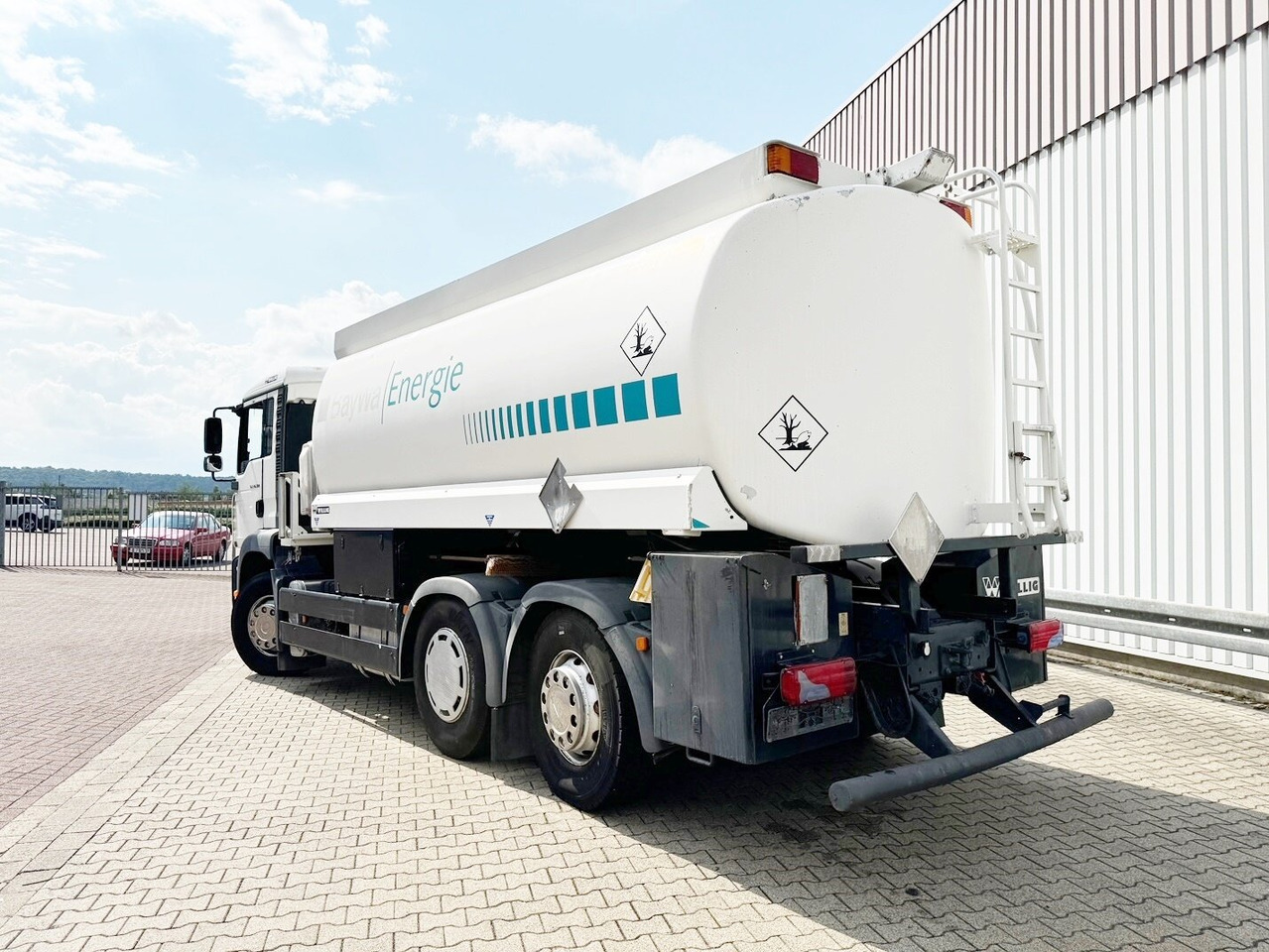 Xe bồn MAN TGA 26.390 6X2-4 BL TGA 26.390 6X2-4 BL, Lenk-/Liftachse, Willig Tankaufbau ca. 20.000l, 3 Kammern: hình 12
