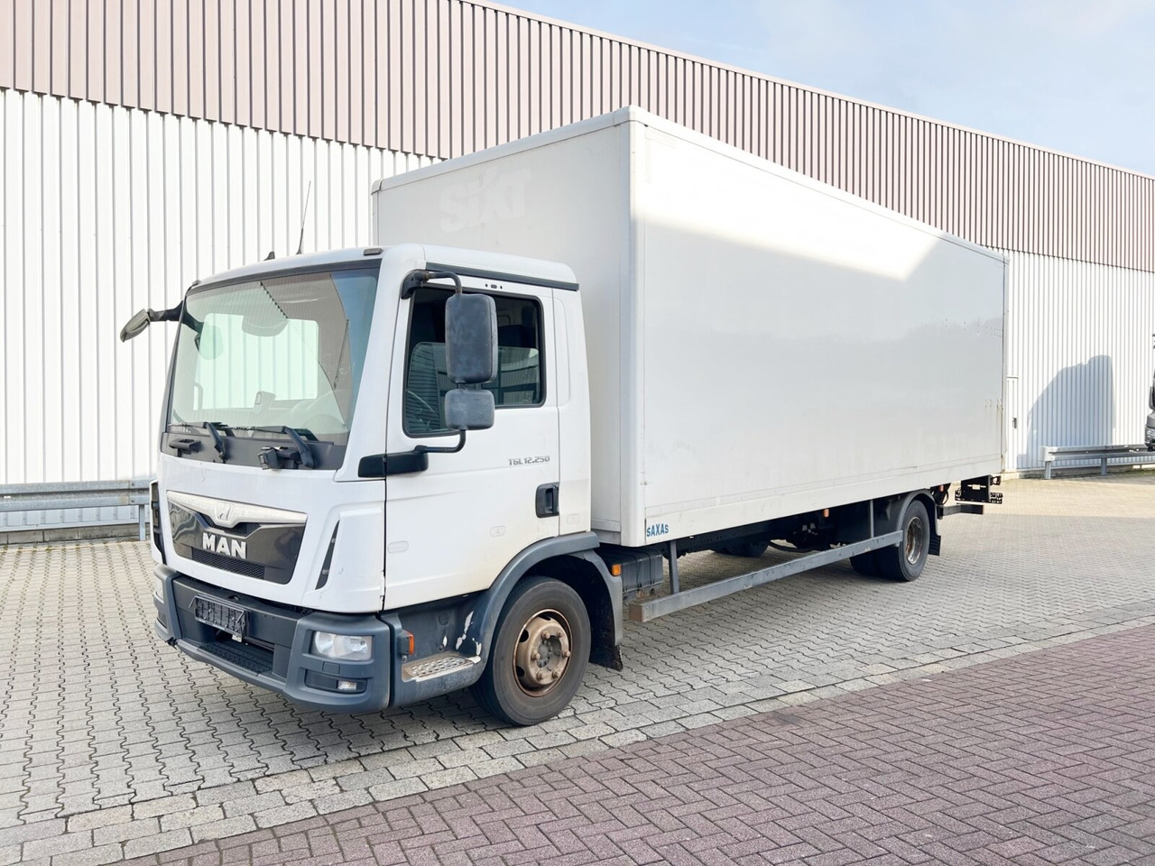 MAN TGL 12.250/340 4X2 BL TGL 12.250/340 4X2 BL mit Dhollandia LBW, 42 cbm - Xe tải hộp: hình 1 MAN TGL 12.250/340 4X2 BL TGL 12.250/340 4X2 BL mit Dhollandia LBW, 42 cbm - Xe tải hộp: hình 1