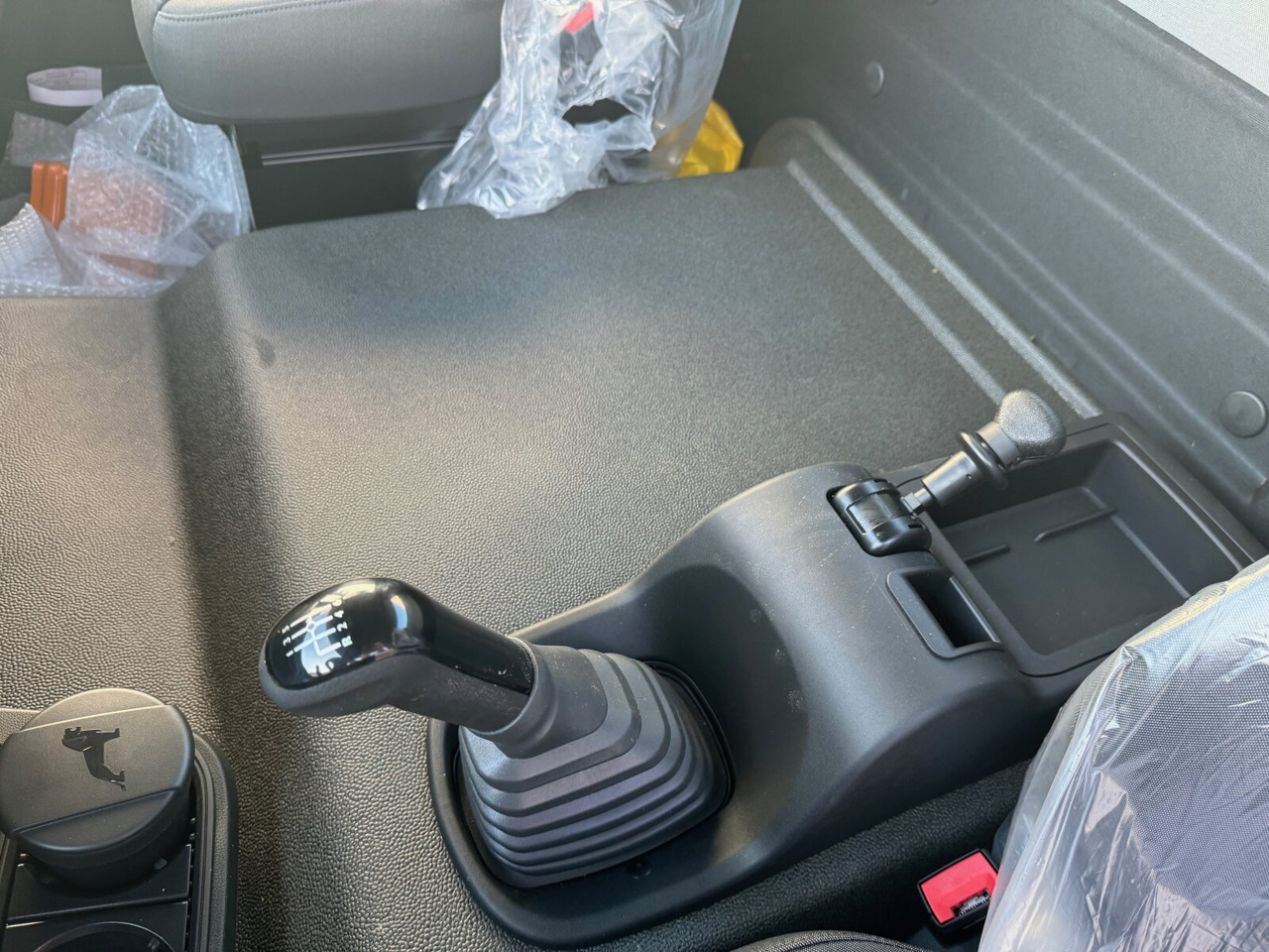 MAN TGL 8.190 4x2 BB CH TGL 8.190 4x2 BB CH, Nebenantrieb - Xe tải khung gầm: hình 3 MAN TGL 8.190 4x2 BB CH TGL 8.190 4x2 BB CH, Nebenantrieb - Xe tải khung gầm: hình 3