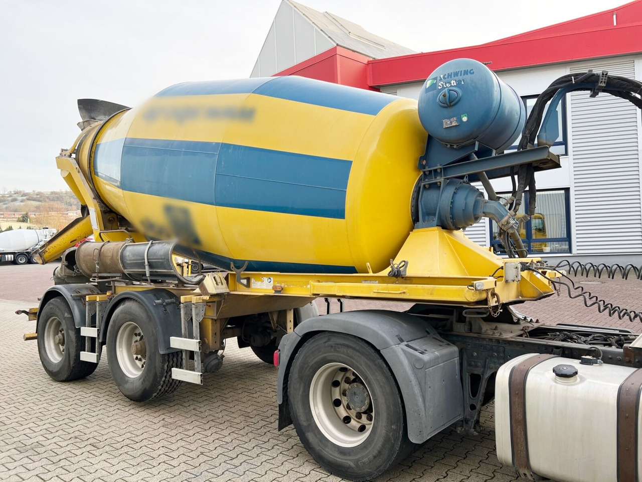 MAN TGS 18.440 4X4H BLS TGS 18.440 4X4H BLS, STETTER AM10FHAC Mischer ca. 10m³ - Xe trộn bê tông: hình 4 MAN TGS 18.440 4X4H BLS TGS 18.440 4X4H BLS, STETTER AM10FHAC Mischer ca. 10m³ - Xe trộn bê tông: hình 4