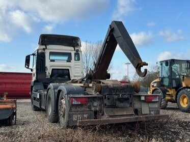 MAN TGS 26.440 6x2-4 BL TGS 26.440 6x2-4 BL - Xe tải nâng móc: hình 2 MAN TGS 26.440 6x2-4 BL TGS 26.440 6x2-4 BL - Xe tải nâng móc: hình 2