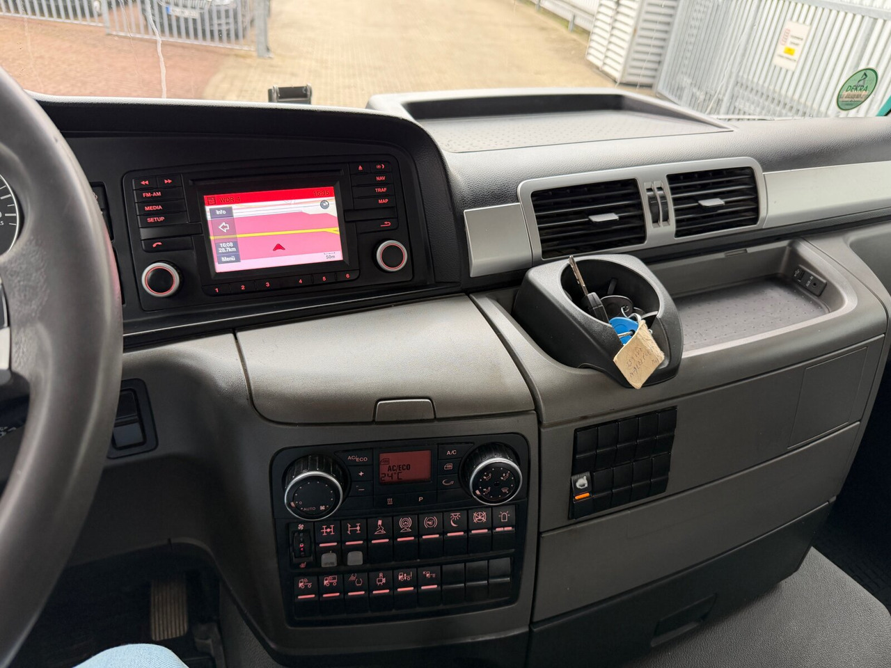 MAN TGS 26.480 6x4 BL TGS 26.480 6x4 BL, Motorabtrieb, Navi, Intarder, Hyva 20.60 S - Xe tải nâng móc: hình 5 MAN TGS 26.480 6x4 BL TGS 26.480 6x4 BL, Motorabtrieb, Navi, Intarder, Hyva 20.60 S - Xe tải nâng móc: hình 5