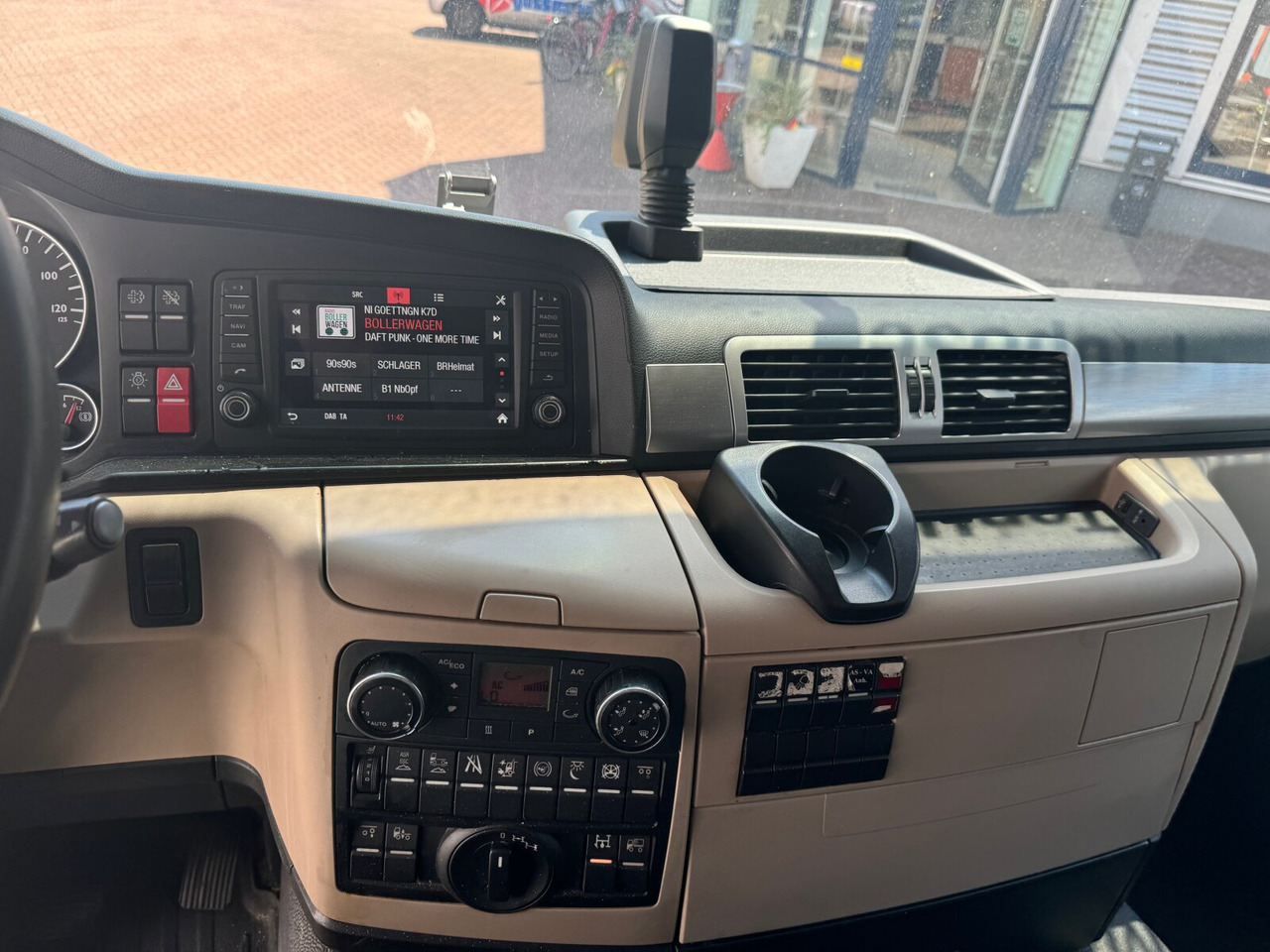 Xe chở gỗ, Xe cẩu tự hành MAN TGS 26.500 6X4H-4 BL TGS 26.500 6X4H-4 BL, PriTarder, HydroDrive, Lenk-/Lift, Heckkran Epsilon M13Z83: hình 6