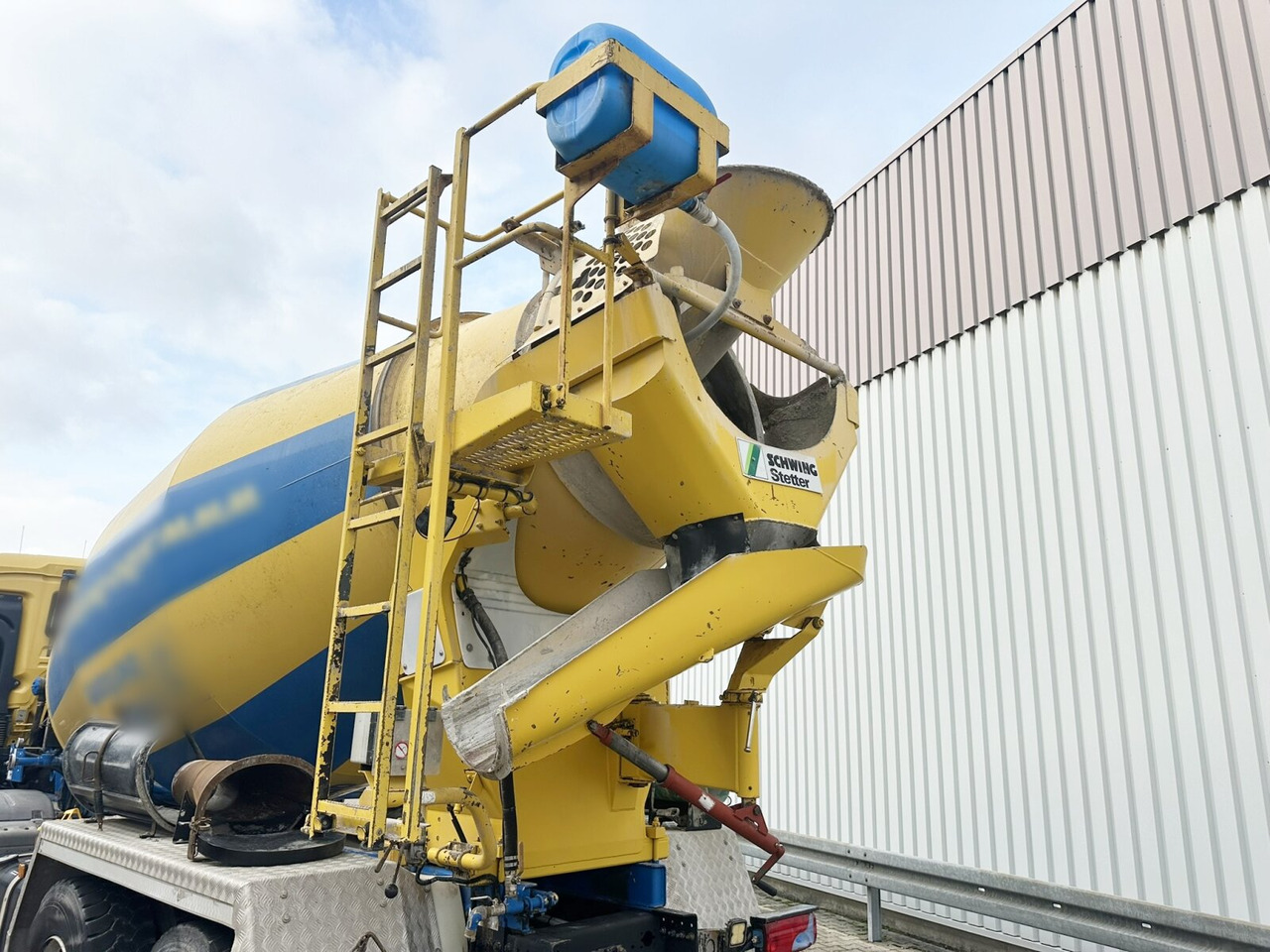 MAN TGS 32.400 8X4 BB TGS 32.400 8x4 BB, Stetter ca. 9m³ - Xe trộn bê tông: hình 4 MAN TGS 32.400 8X4 BB TGS 32.400 8x4 BB, Stetter ca. 9m³ - Xe trộn bê tông: hình 4