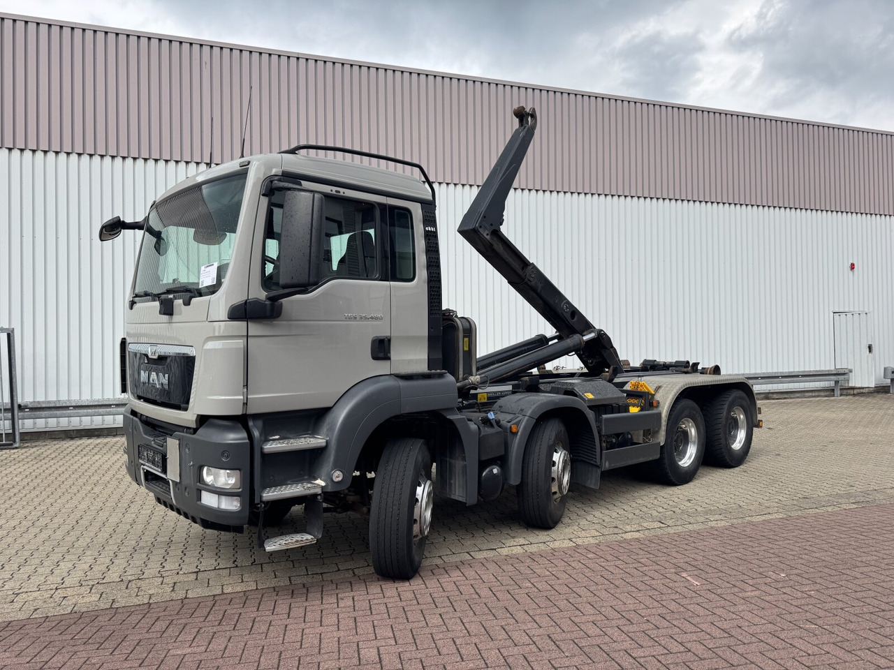 MAN TGS 35.480 8x4 BL TGS 35.480 8x4 BL, Meiller RK 30.62 bis 6,5 m Beh. - Xe tải nâng móc: hình 1 MAN TGS 35.480 8x4 BL TGS 35.480 8x4 BL, Meiller RK 30.62 bis 6,5 m Beh. - Xe tải nâng móc: hình 1