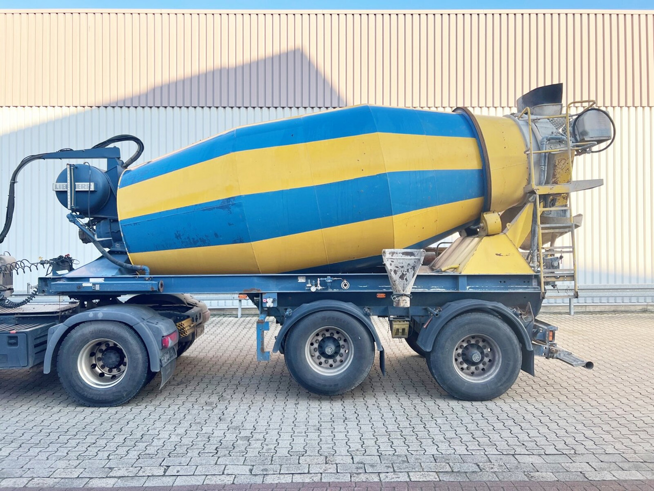 MÜLLER MITTELTAL SF 32 BM/BS mit LIEBHERR Betonmischer ca. 10m³ MÜLLER MITTELTAL SF 32 BM/BS mit LIEBHERR Betonmischer ca. 10m³, Liftachse - Sơ mi rơ moóc trộn bê tông: hình 4 MÜLLER MITTELTAL SF 32 BM/BS mit LIEBHERR Betonmischer ca. 10m³ MÜLLER MITTELTAL SF 32 BM/BS mit LIEBHERR Betonmischer ca. 10m³, Liftachse - Sơ mi rơ moóc trộn bê tông: hình 4