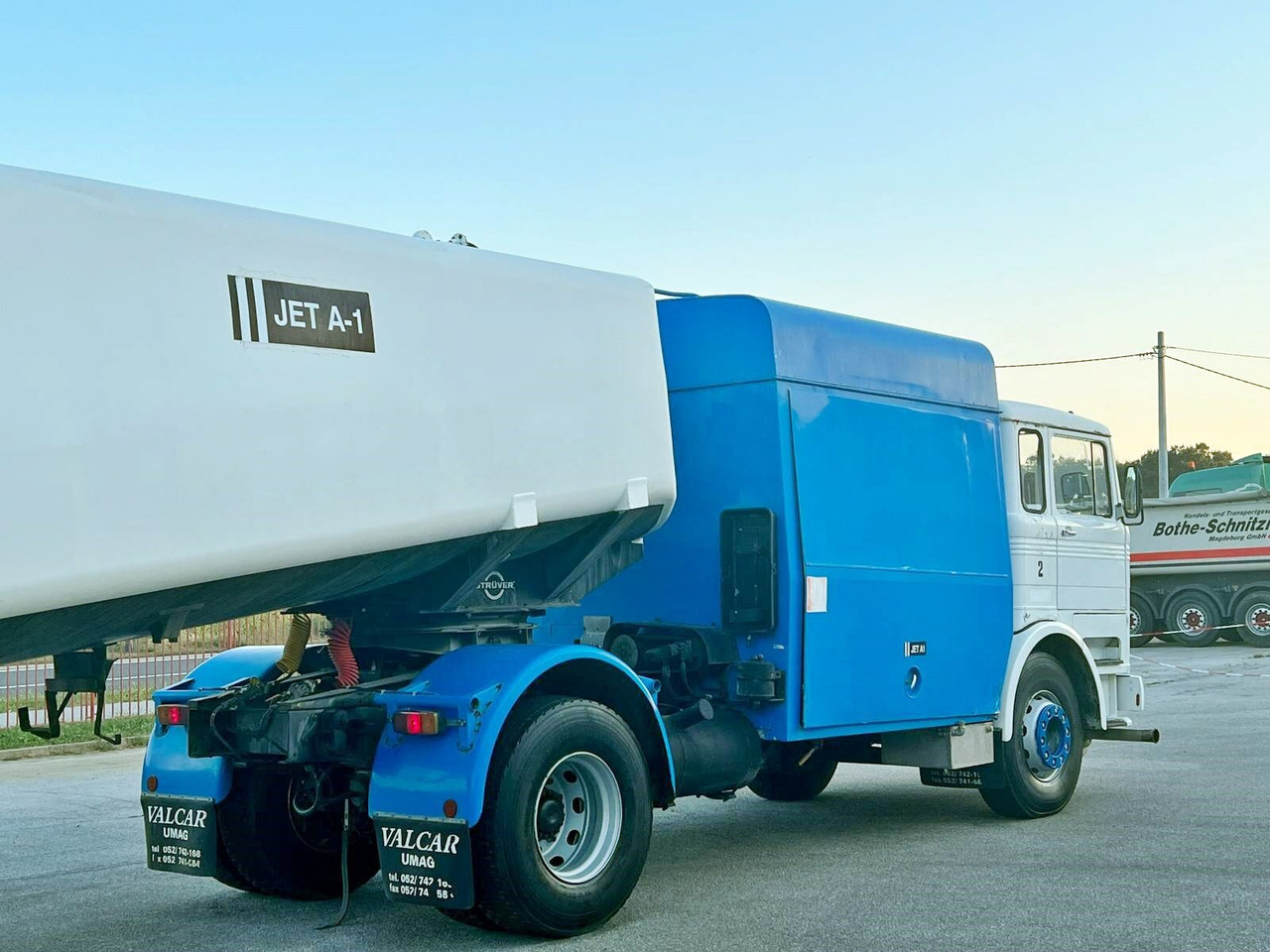 Xe bồn Mercedes-Benz 1923 4x2 Tankwagenzug für Kerosin 40.000l 1923 4x2 Tankwagenzug für Kerosin 40.000l: hình 10 Xe bồn Mercedes-Benz 1923 4x2 Tankwagenzug für Kerosin 40.000l 1923 4x2 Tankwagenzug für Kerosin 40.000l: hình 10