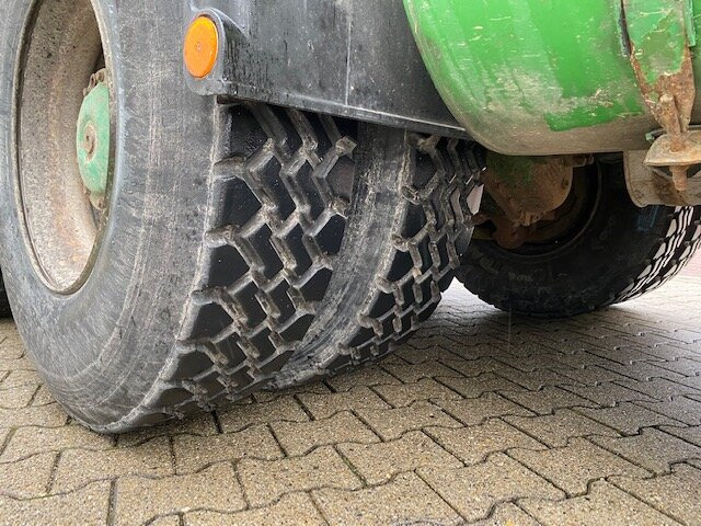 Mercedes-Benz 2635 6x4 2635 6x4, V8-Motor - Xe ben: hình 2 Mercedes-Benz 2635 6x4 2635 6x4, V8-Motor - Xe ben: hình 2