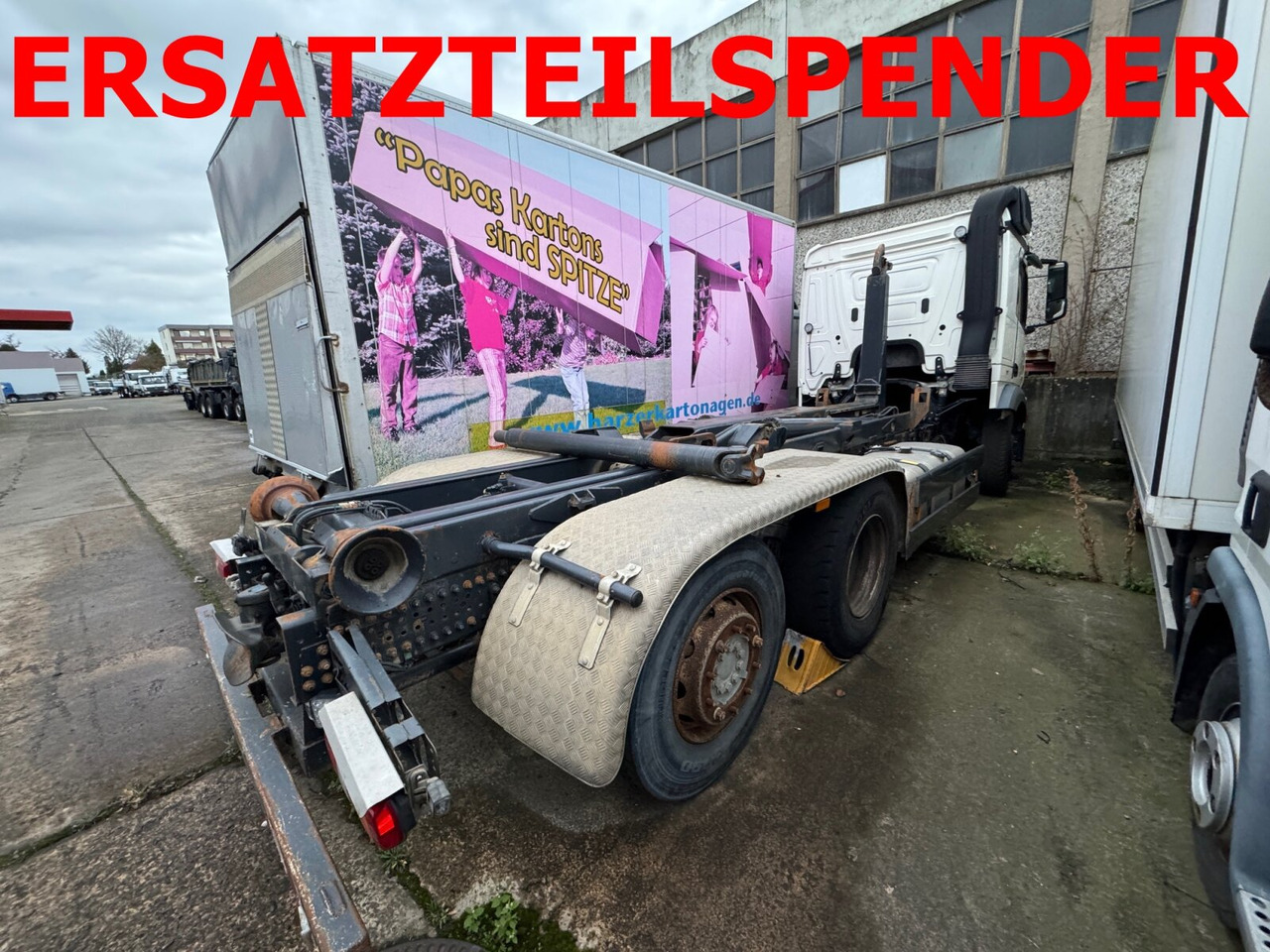 Mercedes-Benz Actros 2548 L 6x2, ERSATZTEILSPENDER! Actros 2548 L 6x2/46, Retarder, Lenk-/Liftachse, ERSATZTEILSPENDER! - Xe tải nâng móc: hình 1 Mercedes-Benz Actros 2548 L 6x2, ERSATZTEILSPENDER! Actros 2548 L 6x2/46, Retarder, Lenk-/Liftachse, ERSATZTEILSPENDER! - Xe tải nâng móc: hình 1