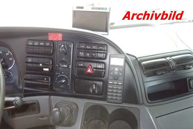 Mercedes-Benz Actros 2551 L 6x2 Actros 2551L/6x2, Lenk-Liftachse V 8 Motor - Xe tải khung gầm: hình 4 Mercedes-Benz Actros 2551 L 6x2 Actros 2551L/6x2, Lenk-Liftachse V 8 Motor - Xe tải khung gầm: hình 4