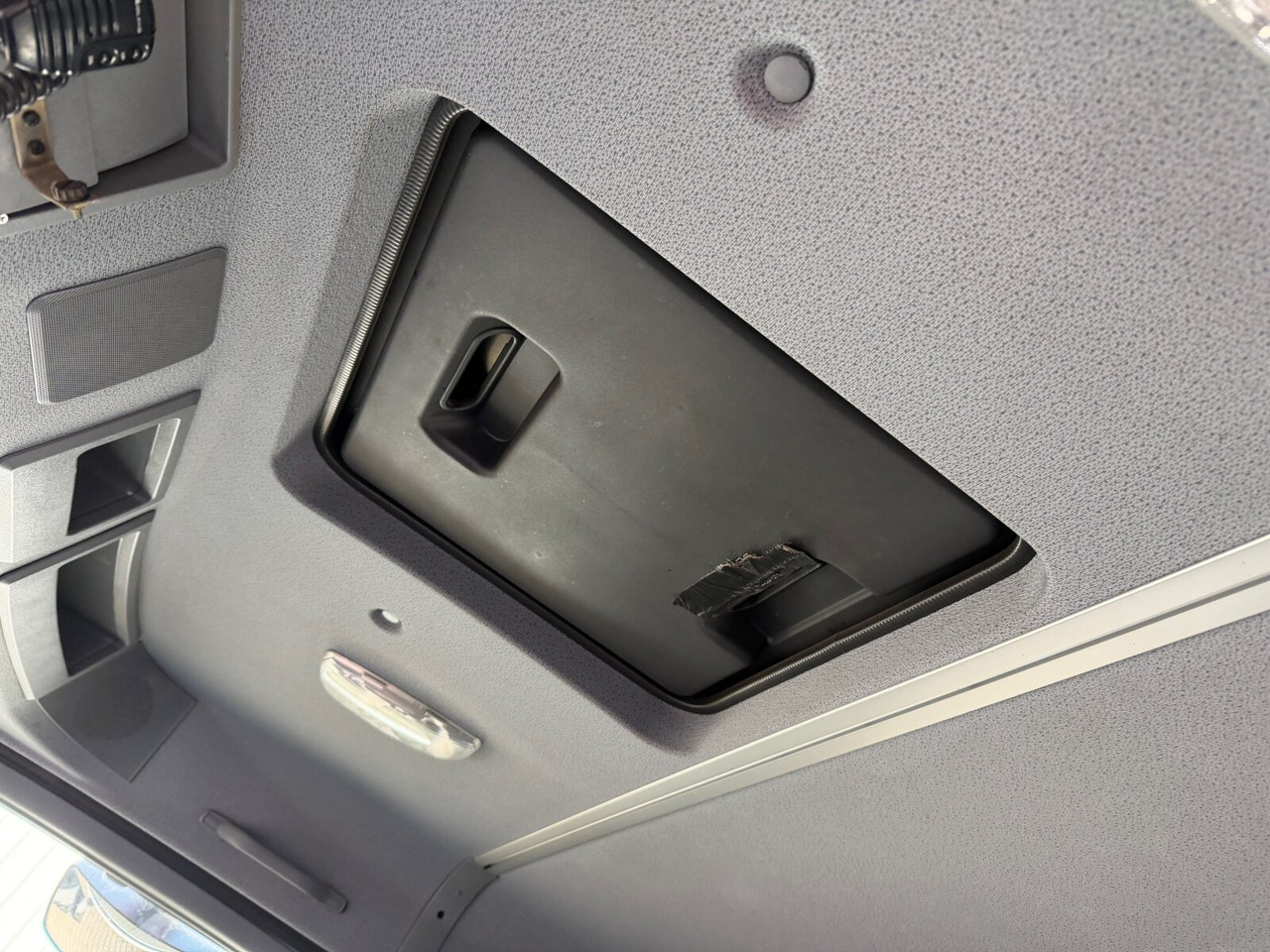 Mercedes-Benz Actros 2644 L 6x4 Actros 2644 L 6x4 - Xe tải khung gầm: hình 3 Mercedes-Benz Actros 2644 L 6x4 Actros 2644 L 6x4 - Xe tải khung gầm: hình 3