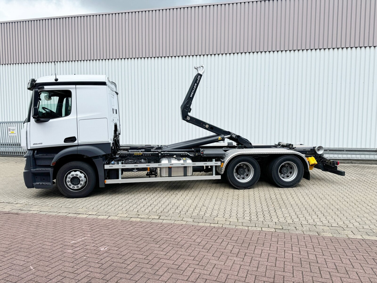 Xe tải nâng móc mới Mercedes-Benz Actros 2645 L 6x4 Actros 2645 L 6x4, MultimediaCockpit, Motorabtrieb, Funk: hình 12
