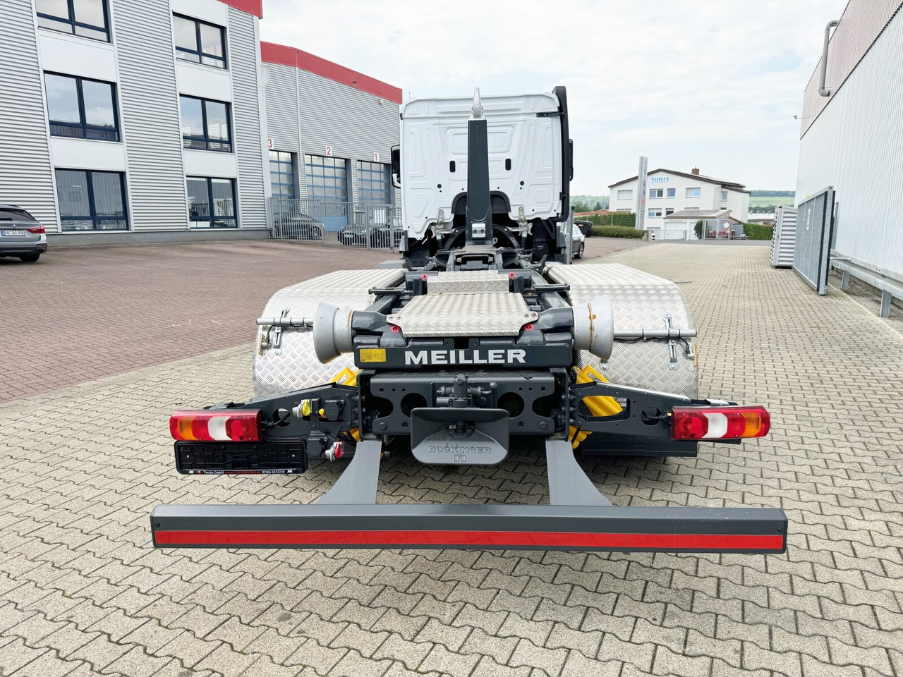 Xe tải nâng móc mới Mercedes-Benz Actros 2645 L 6x4 Actros 2645 L 6x4, MultimediaCockpit, Motorabtrieb, Funk: hình 10