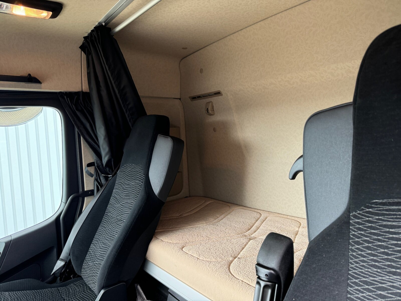 Xe tải nâng móc mới Mercedes-Benz Actros 2645 L 6x4 Actros 2645 L 6x4, MultimediaCockpit, Motorabtrieb, Funk: hình 5