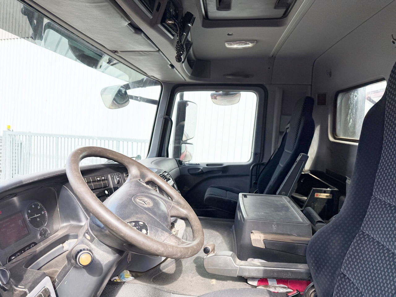 Mercedes-Benz Actros 2646 K 6x4 Actros 2646 K 6x4, Retarder, Bordmatik - Xe ben: hình 4 Mercedes-Benz Actros 2646 K 6x4 Actros 2646 K 6x4, Retarder, Bordmatik - Xe ben: hình 4
