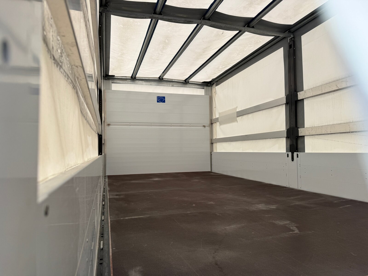 Cho thuê Mercedes-Benz Arocs 1827 A 4x4 Arocs 1827 A 4x4, Ex-! Mercedes-Benz Arocs 1827 A 4x4 Arocs 1827 A 4x4, Ex-!: hình 15 Cho thuê Mercedes-Benz Arocs 1827 A 4x4 Arocs 1827 A 4x4, Ex-! Mercedes-Benz Arocs 1827 A 4x4 Arocs 1827 A 4x4, Ex-!: hình 15