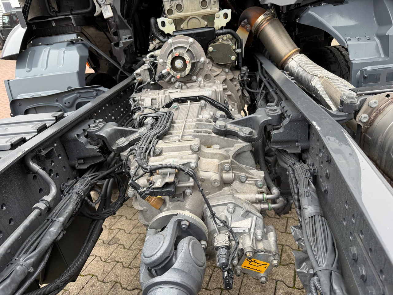 Mercedes-Benz Arocs 1840 K 4x2 Arocs 1840 K 4x2, MultimediaCockpit, 2x Nebenantrieb, NMV & Motorabtrieb - Xe tải nâng móc: hình 2 Mercedes-Benz Arocs 1840 K 4x2 Arocs 1840 K 4x2, MultimediaCockpit, 2x Nebenantrieb, NMV & Motorabtrieb - Xe tải nâng móc: hình 2