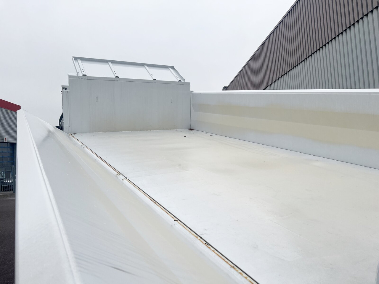 Xe ben mới Mercedes-Benz Arocs 2645 K 6x4 Arocs 2645 K 6x4, MultimediaCockpit, Bordmatik links: hình 12 Xe ben mới Mercedes-Benz Arocs 2645 K 6x4 Arocs 2645 K 6x4, MultimediaCockpit, Bordmatik links: hình 12