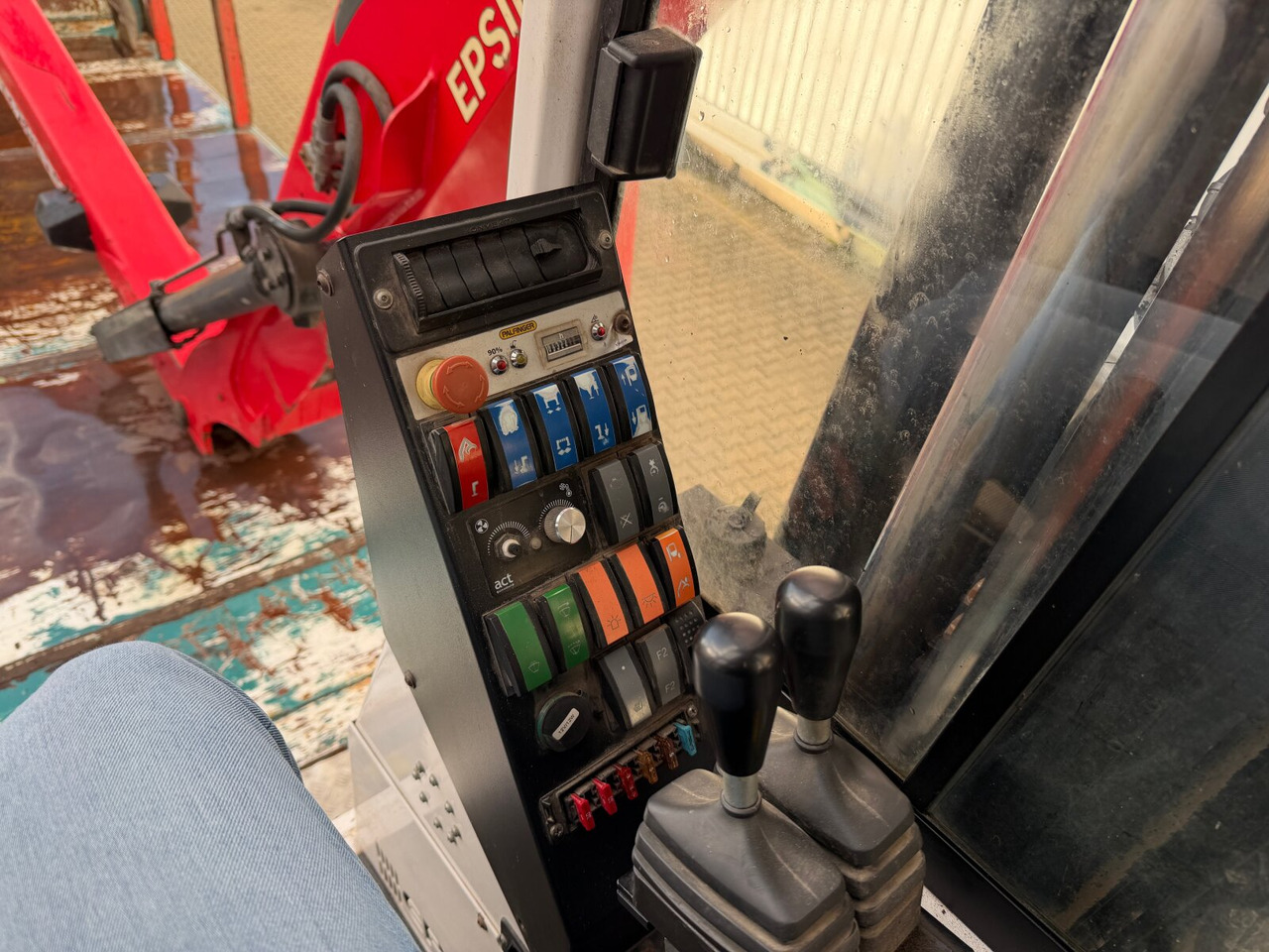 Mercedes-Benz Arocs 2648 6x4 Arocs 2648 6x4 mit Heckkran Epsilon M12Z83, Krankabine - Xe chở gỗ, Xe cẩu tự hành: hình 4 Mercedes-Benz Arocs 2648 6x4 Arocs 2648 6x4 mit Heckkran Epsilon M12Z83, Krankabine - Xe chở gỗ, Xe cẩu tự hành: hình 4