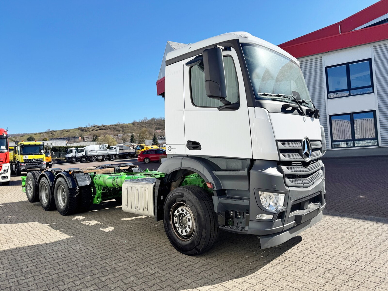 Xe tải khung gầm Mercedes-Benz Arocs 3242/48 LK 8x4/4 Arocs 3242/48 LK 8x4/4, Lenk-/Liftachse, Nebenantrieb: hình 9