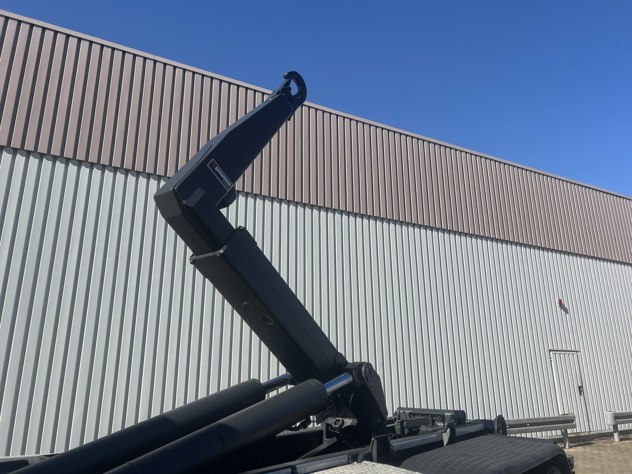 Xe tải nâng móc Mercedes-Benz Arocs 3243 LK 8x4/4 Arocs 3243 LK 8x4/4, Motorabtrieb: hình 13 Xe tải nâng móc Mercedes-Benz Arocs 3243 LK 8x4/4 Arocs 3243 LK 8x4/4, Motorabtrieb: hình 13