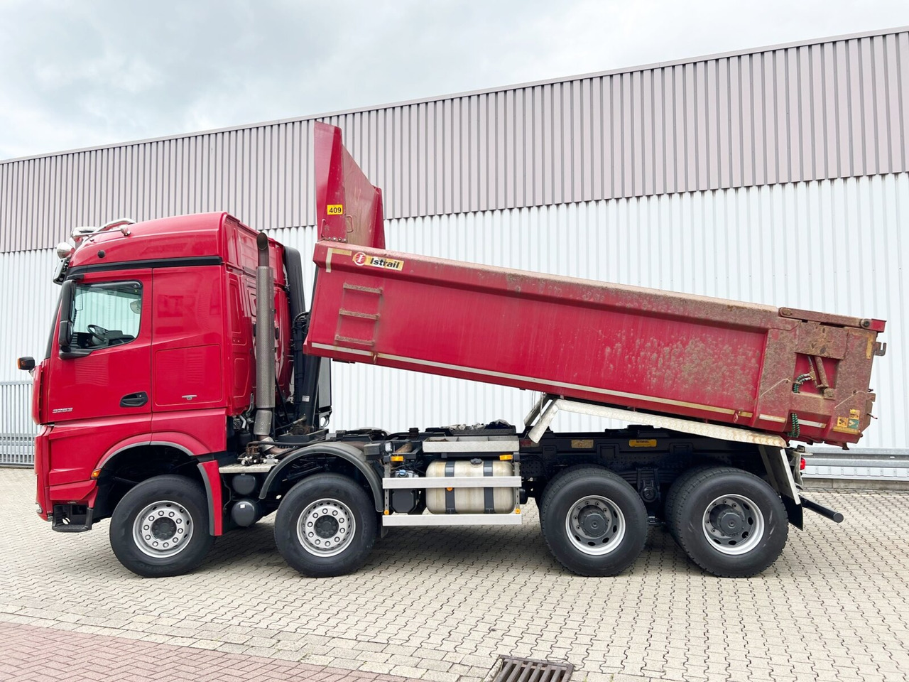 Xe ben Mercedes-Benz Arocs 3263 8x4/4 Arocs 3263 8x4/4, Retarder, Stahlmulde ca.14m³, Hydr. Heckklappe: hình 12