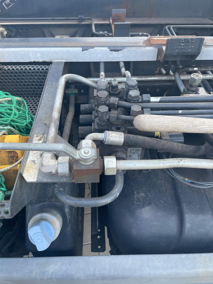 Mercedes-Benz Atego 1224 K 4x2 Atego 1224 K 4x2 - Xe tải nâng móc: hình 4 Mercedes-Benz Atego 1224 K 4x2 Atego 1224 K 4x2 - Xe tải nâng móc: hình 4