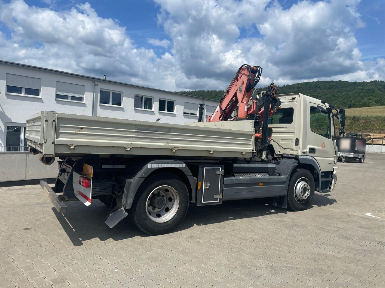 Mercedes-Benz Atego 1224 K 4x2 Atego 1224 K 4x2 - Xe tải nâng móc: hình 2 Mercedes-Benz Atego 1224 K 4x2 Atego 1224 K 4x2 - Xe tải nâng móc: hình 2