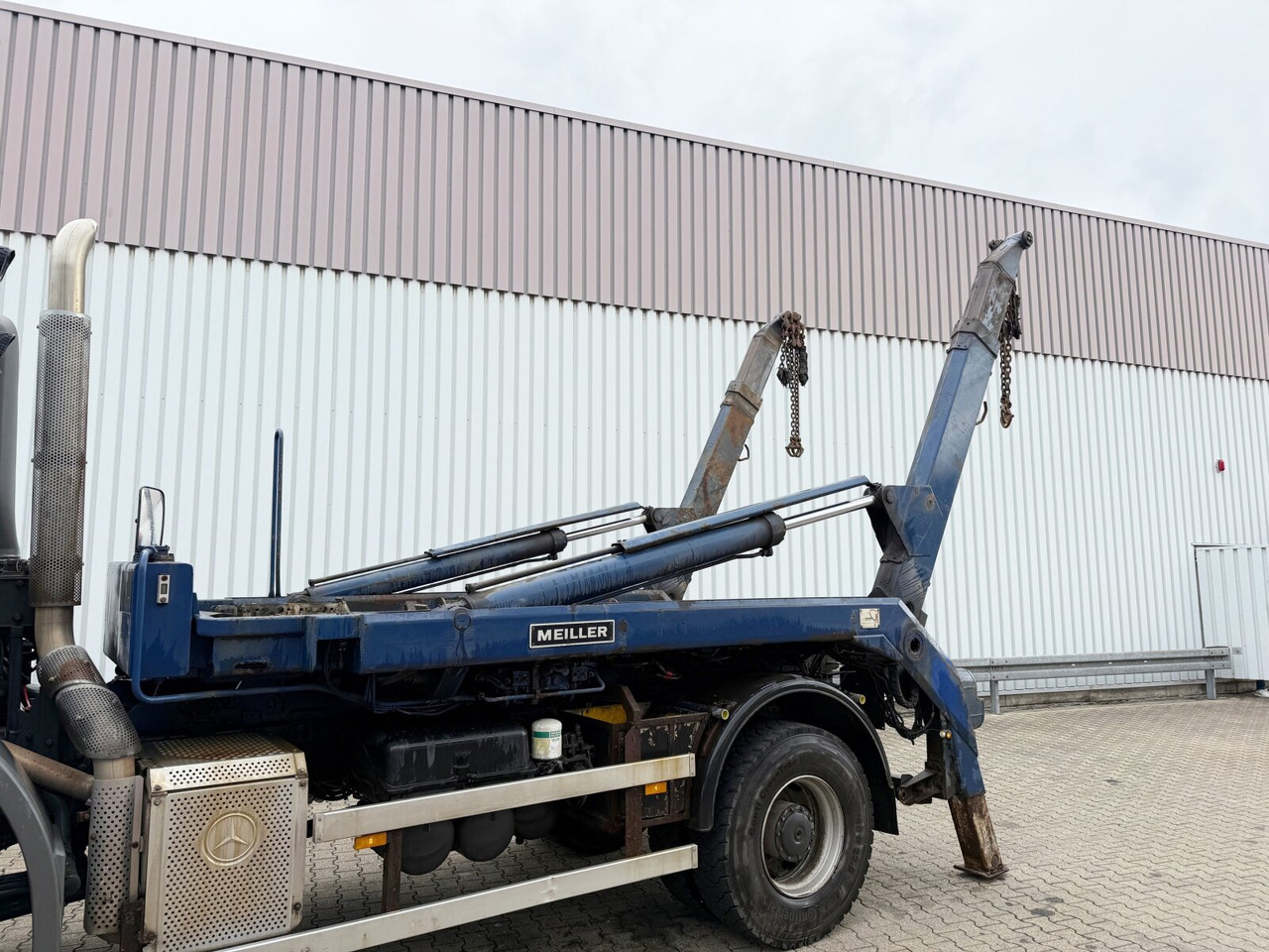 Mercedes-Benz Axor 1824 AK 4x4 Axor 1824 AK 4x4, Tele-Absetzer, Winterdienstausstattung - Xe tải chở thùng nhỏ: hình 2 Mercedes-Benz Axor 1824 AK 4x4 Axor 1824 AK 4x4, Tele-Absetzer, Winterdienstausstattung - Xe tải chở thùng nhỏ: hình 2