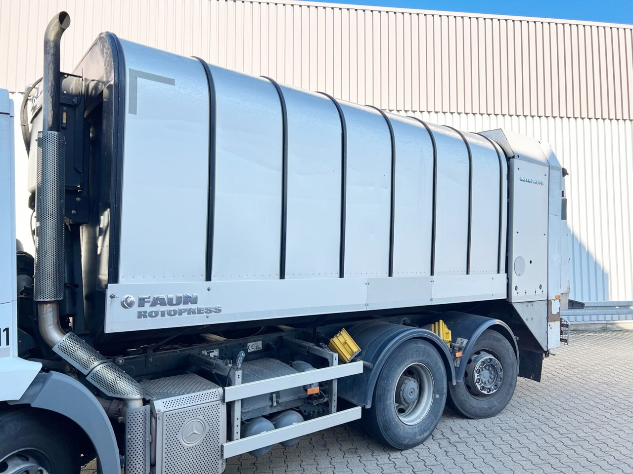 Mercedes-Benz Econic 2629 LL 6x2/4 NLA Econic 2629 LL 6x2/4 NLA, EEV, Lenkachse, FAUN Rotopress 520 L, Zöller-Schüttung - Xe tải chở rác: hình 2 Mercedes-Benz Econic 2629 LL 6x2/4 NLA Econic 2629 LL 6x2/4 NLA, EEV, Lenkachse, FAUN Rotopress 520 L, Zöller-Schüttung - Xe tải chở rác: hình 2
