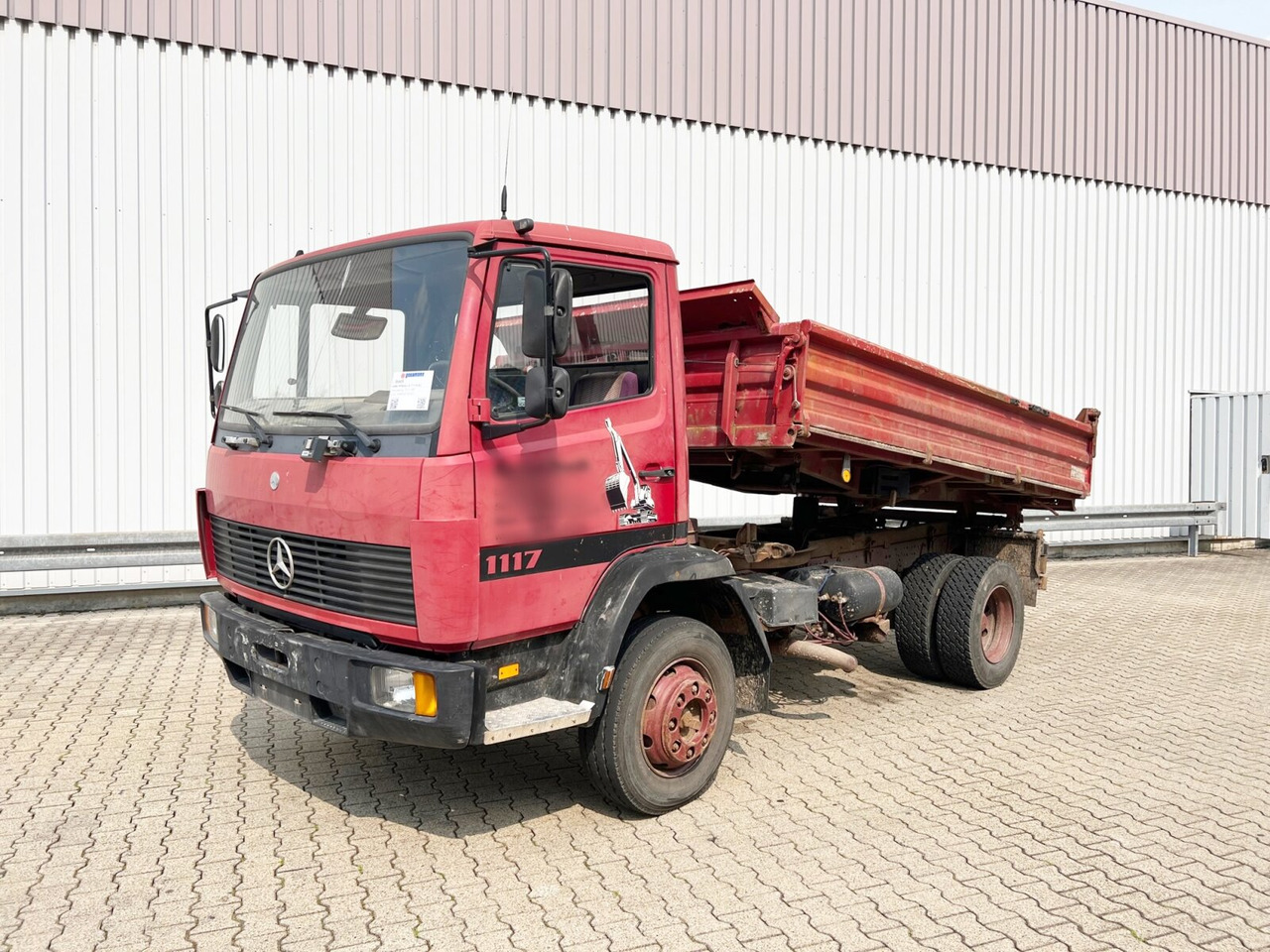 Mercedes-Benz LK 1117 K 4x2 LK 1117 K 4x2, 6-Zylinder Motor, 2x AHK - Xe ben: hình 1 Mercedes-Benz LK 1117 K 4x2 LK 1117 K 4x2, 6-Zylinder Motor, 2x AHK - Xe ben: hình 1