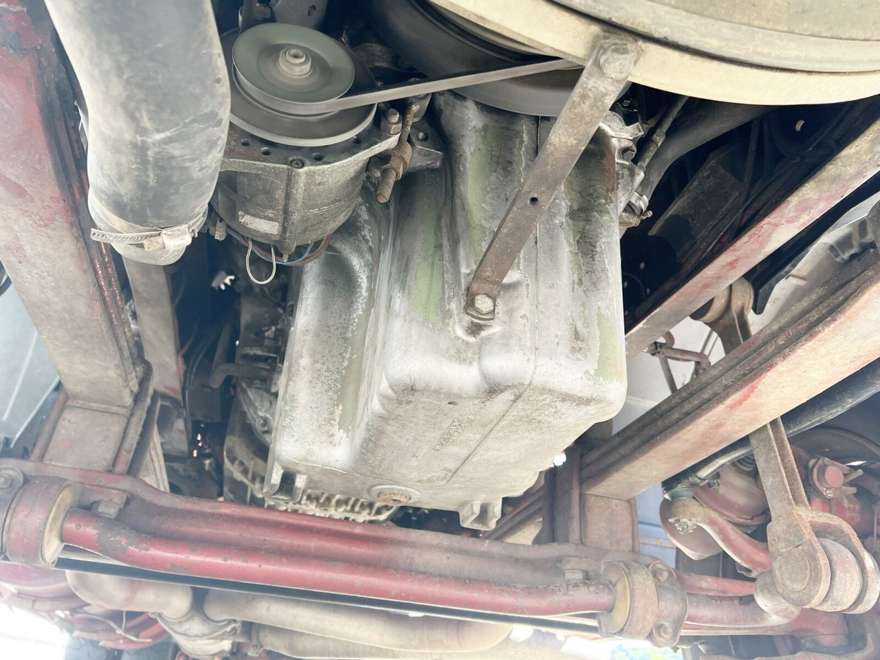 Xe tải thùng mui bạt Mercedes-Benz SK 2435 L 6x2 SK 2435 L 6x2, V8: hình 12