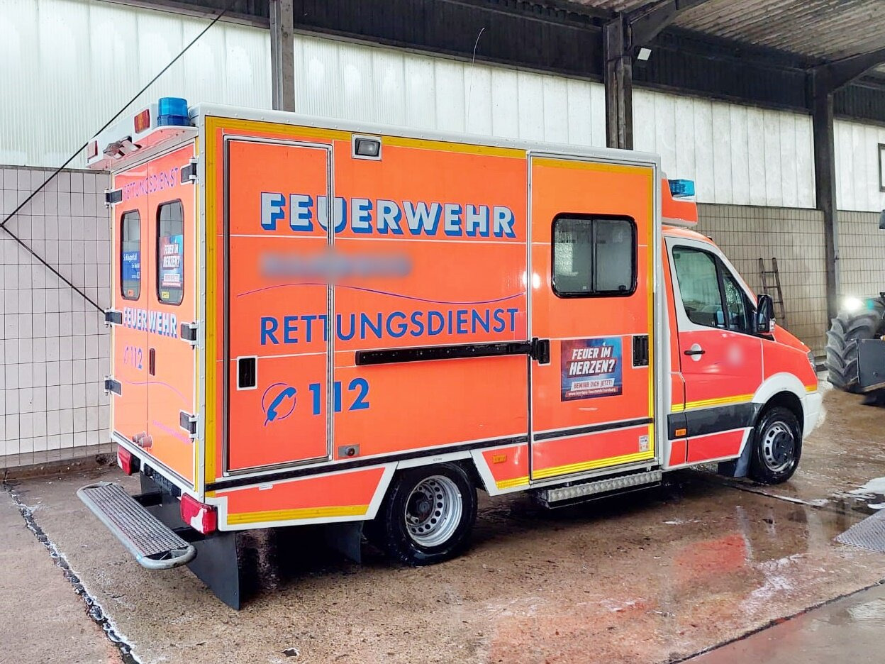 Mercedes-Benz Sprinter 515 CDI 4x2 Sprinter 515 CDI 4x2, Rettungswagen, Retarder - Xe tải cứu hỏa: hình 3 Mercedes-Benz Sprinter 515 CDI 4x2 Sprinter 515 CDI 4x2, Rettungswagen, Retarder - Xe tải cứu hỏa: hình 3