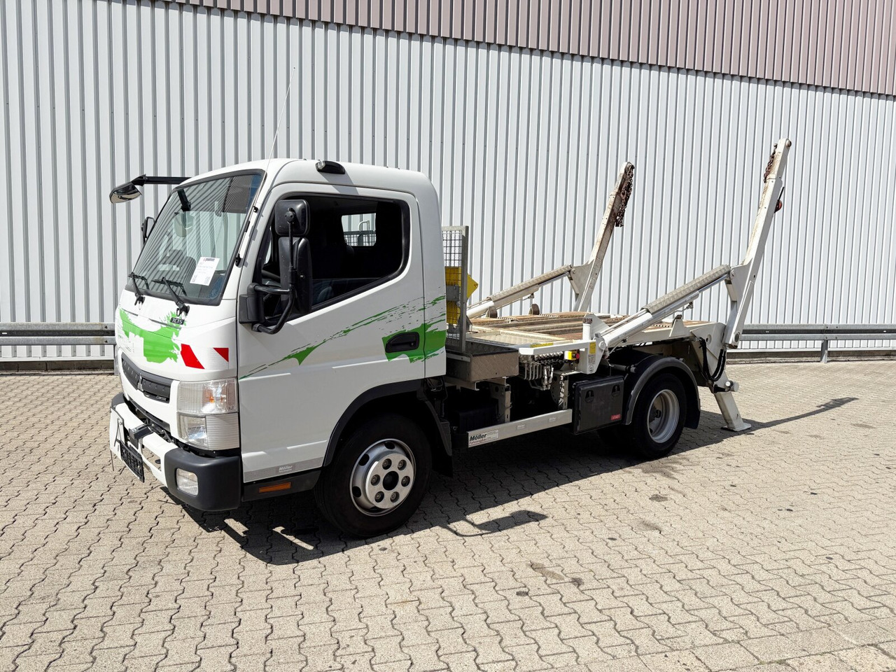 Mitsubishi Canter Fuso 7C15 4x2 Canter Fuso 7C15 4x2, Tele-Absetzer, Vereiterbar bis 10m³ - Xe tải chở thùng nhỏ: hình 1 Mitsubishi Canter Fuso 7C15 4x2 Canter Fuso 7C15 4x2, Tele-Absetzer, Vereiterbar bis 10m³ - Xe tải chở thùng nhỏ: hình 1