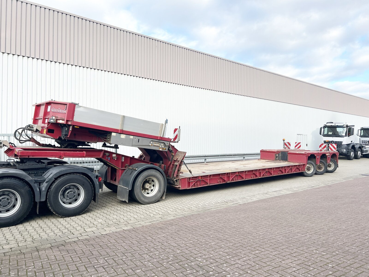 Nooteboom Euro-64-13 Euro-64-13, Jeepdolly, Tiefbett, Verbr. auf 3,2m, hydr. Lenkung - Sơ mi rơ moóc thùng thấp: hình 1 Nooteboom Euro-64-13 Euro-64-13, Jeepdolly, Tiefbett, Verbr. auf 3,2m, hydr. Lenkung - Sơ mi rơ moóc thùng thấp: hình 1