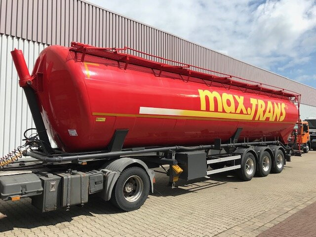 SSK 60/10-24 ADR Kässbohrer SSK 60/10-24 ADR, 60 cbm, - Sơ mi rơ moóc bồn silo: hình 1 SSK 60/10-24 ADR Kässbohrer SSK 60/10-24 ADR, 60 cbm, - Sơ mi rơ moóc bồn silo: hình 1