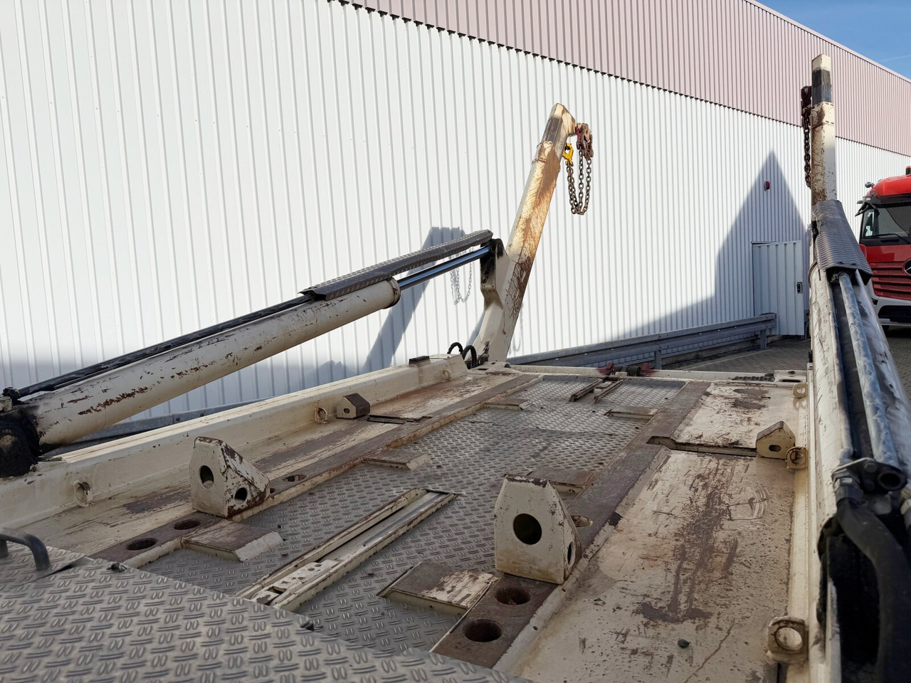 Scania P 320 6x2-4 P 320 6x2-4, Lenk-/Liftachse, Tele-Absetzanlage, Funk - Xe tải chở thùng nhỏ: hình 2 Scania P 320 6x2-4 P 320 6x2-4, Lenk-/Liftachse, Tele-Absetzanlage, Funk - Xe tải chở thùng nhỏ: hình 2