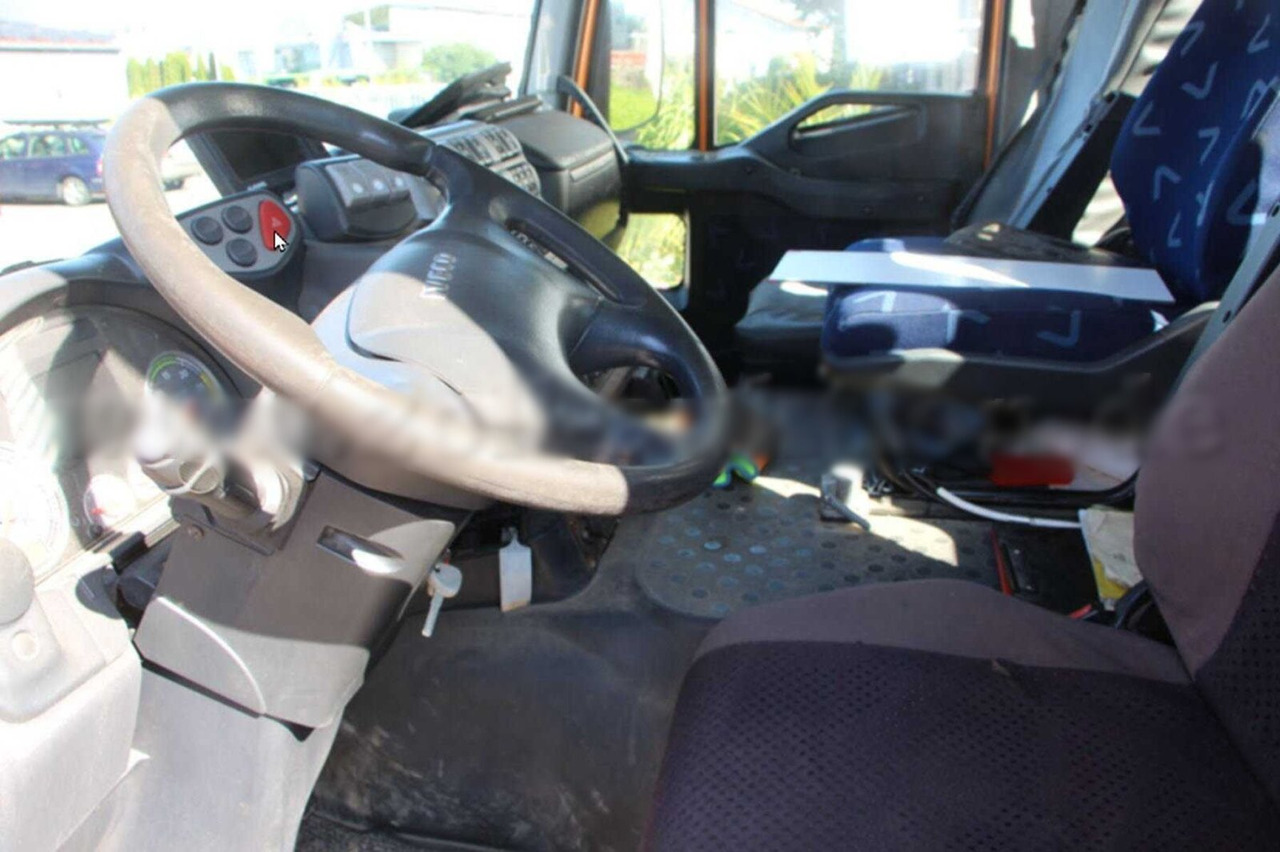 Stralis AD260S33Y/PS 6x2 Stralis AD260S33Y/PS 6x2, Lenk-/Liftachse, Winterdienstausstattung - Xe tải nâng móc: hình 2 Stralis AD260S33Y/PS 6x2 Stralis AD260S33Y/PS 6x2, Lenk-/Liftachse, Winterdienstausstattung - Xe tải nâng móc: hình 2