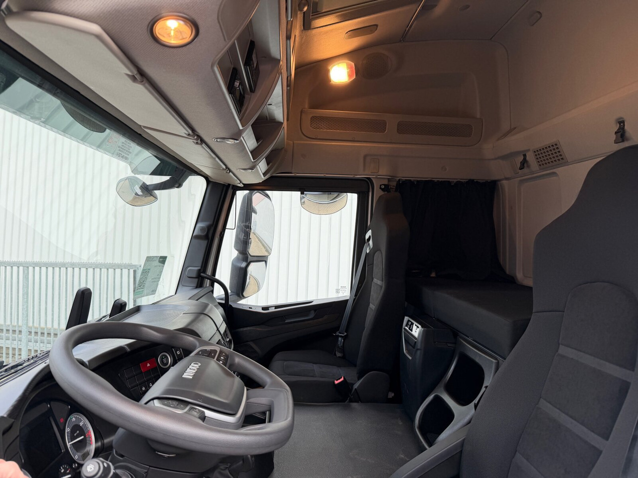 T-Way AT410T51 8x4 T-Way AT410T51 8x4, Retarder, Nebenantrieb, 4x VORHANDEN! - Xe tải khung gầm: hình 2 T-Way AT410T51 8x4 T-Way AT410T51 8x4, Retarder, Nebenantrieb, 4x VORHANDEN! - Xe tải khung gầm: hình 2