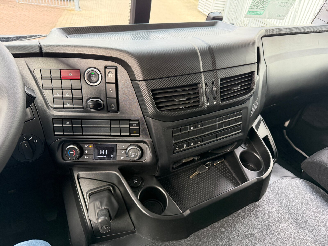 T-Way AT410T51 8x4 T-Way AT410T51 8x4, Retarder, Nebenantrieb, 4x VORHANDEN! - Xe tải khung gầm: hình 4 T-Way AT410T51 8x4 T-Way AT410T51 8x4, Retarder, Nebenantrieb, 4x VORHANDEN! - Xe tải khung gầm: hình 4