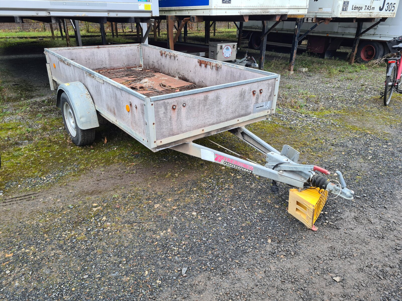 Trebbiner Anh Pritsche TREBBINER FAHRZEUGWERK, 1.500 kg - Rơ moóc xe hơi: hình 1 Trebbiner Anh Pritsche TREBBINER FAHRZEUGWERK, 1.500 kg - Rơ moóc xe hơi: hình 1