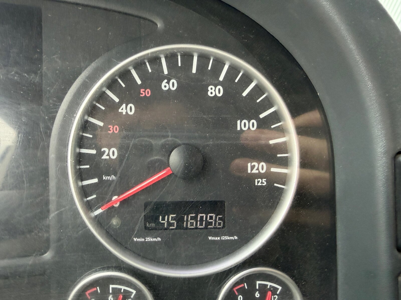 MAN TGA 18.440 4x4 BL TGA 18.440 4x4 BL, Hydraulik - Xe đầu kéo: hình 3 MAN TGA 18.440 4x4 BL TGA 18.440 4x4 BL, Hydraulik - Xe đầu kéo: hình 3