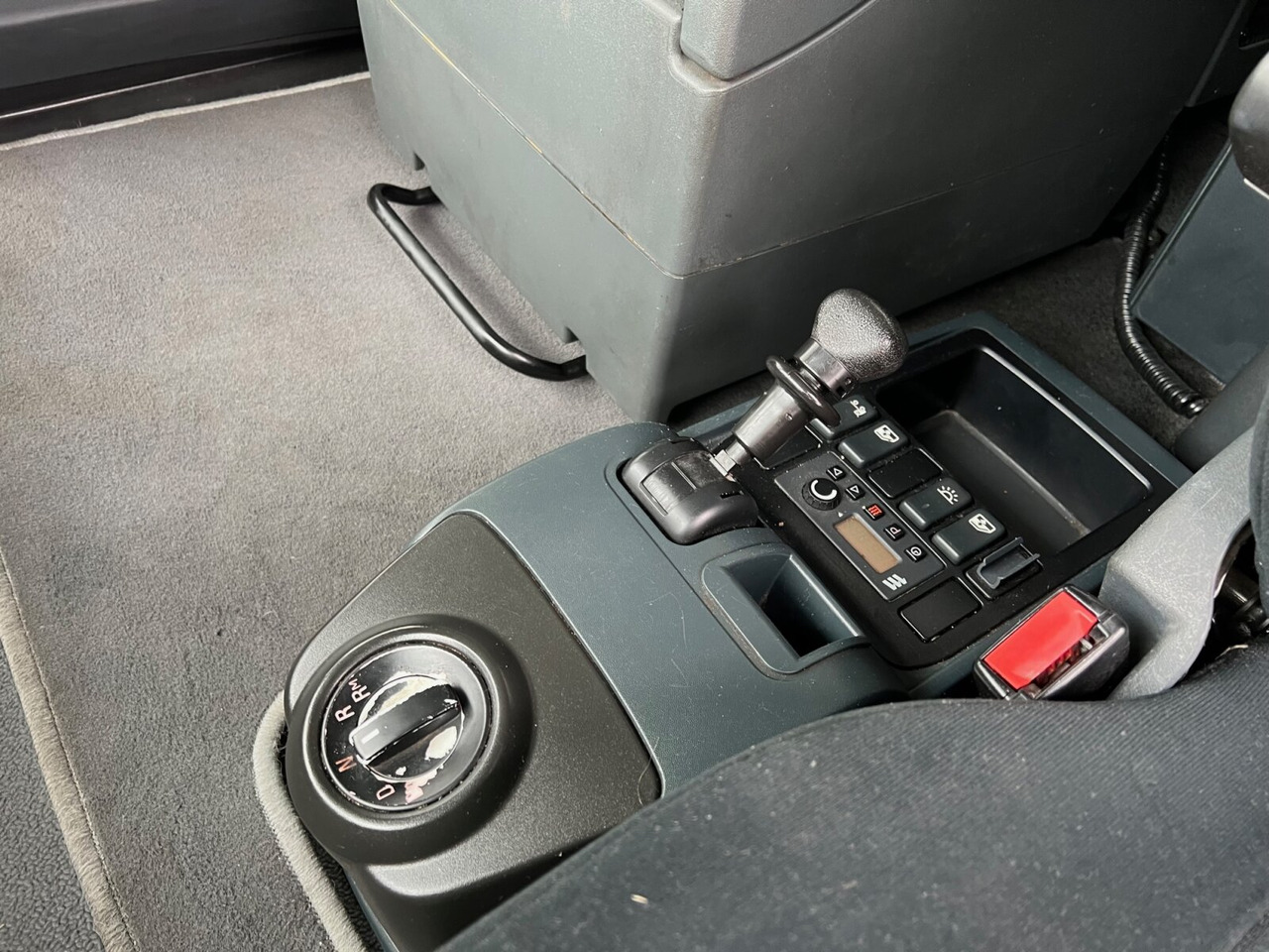 MAN TGL 8.220 4X2 BL TGL 8.220 4X2 BL - Xe đầu kéo: hình 5 MAN TGL 8.220 4X2 BL TGL 8.220 4X2 BL - Xe đầu kéo: hình 5