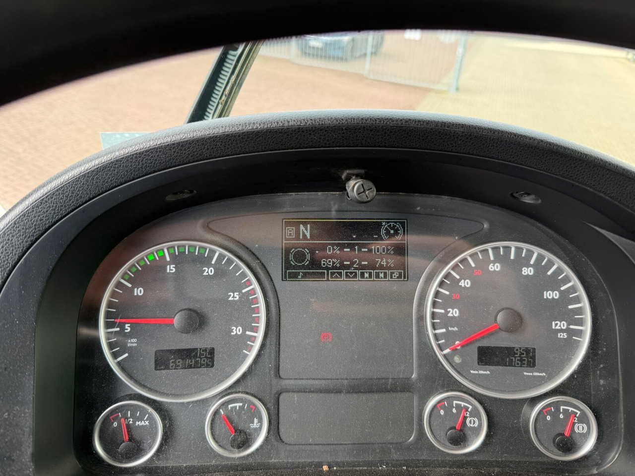 MAN TGS 18.440 4X2 LL TGS 18.440 4X2 LL, Intarder, Kipphydraulik - Xe đầu kéo: hình 2 MAN TGS 18.440 4X2 LL TGS 18.440 4X2 LL, Intarder, Kipphydraulik - Xe đầu kéo: hình 2