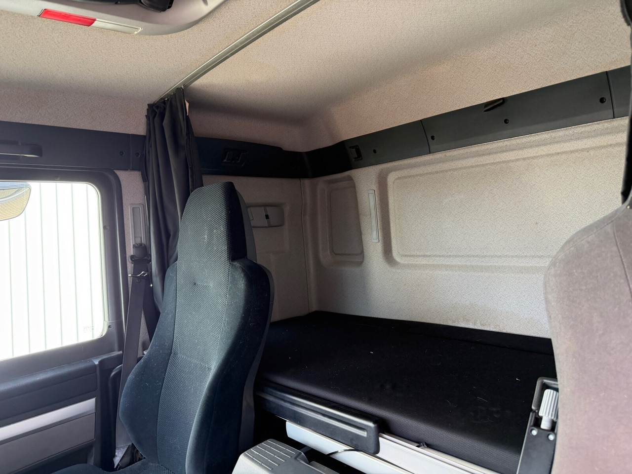 MAN TGS 18.440 4X2 LL TGS 18.440 4X2 LL, Intarder, Kipphydraulik - Xe đầu kéo: hình 5 MAN TGS 18.440 4X2 LL TGS 18.440 4X2 LL, Intarder, Kipphydraulik - Xe đầu kéo: hình 5